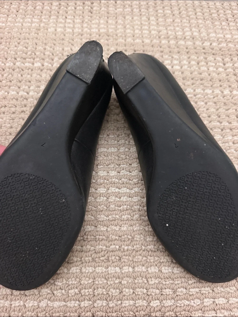 Tory Burch Black Leather Logo wedge with Gold
